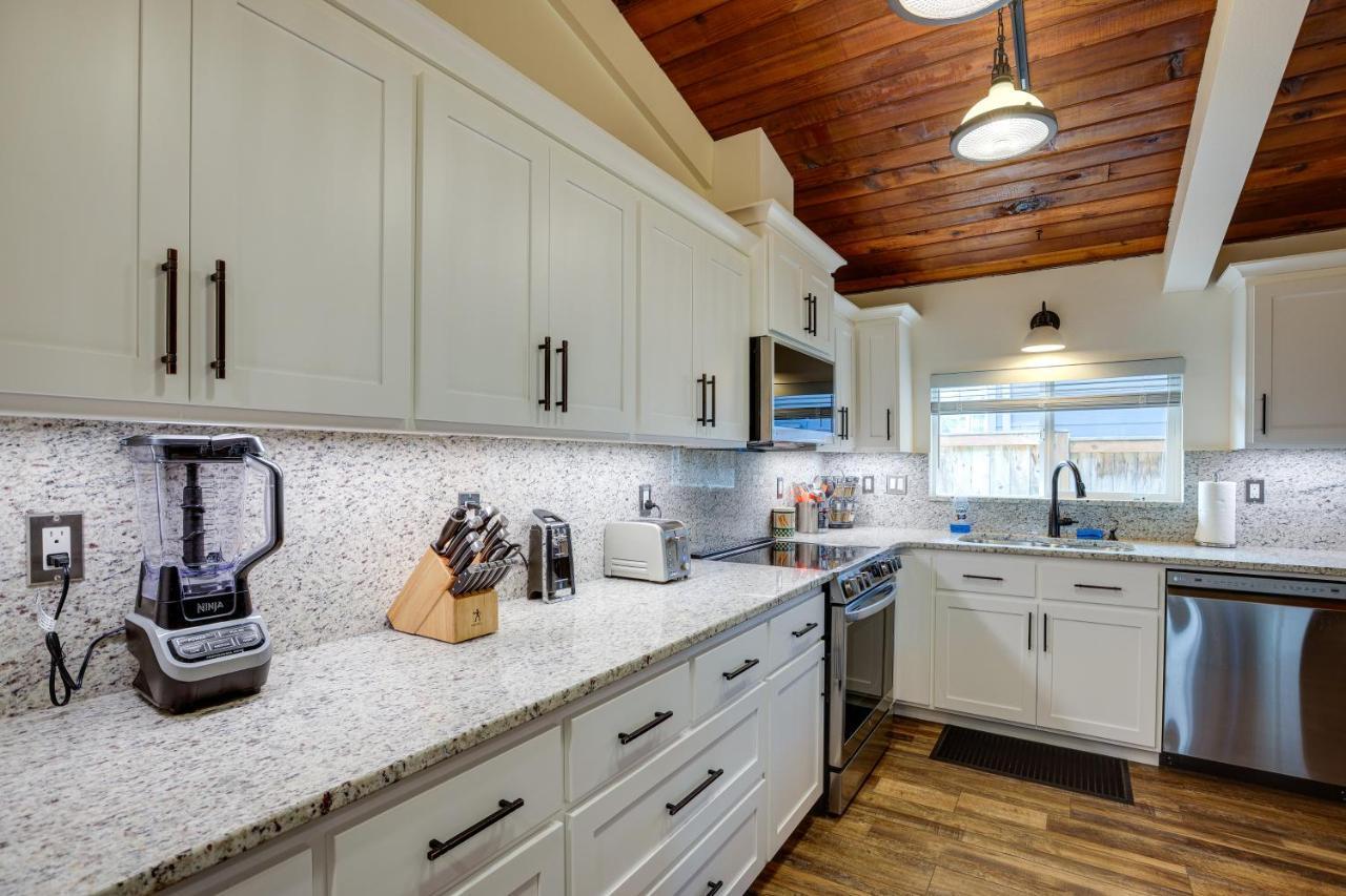 Birch Bay Vacation Home, Close To Beachfront Parks Blaine Exteriör bild